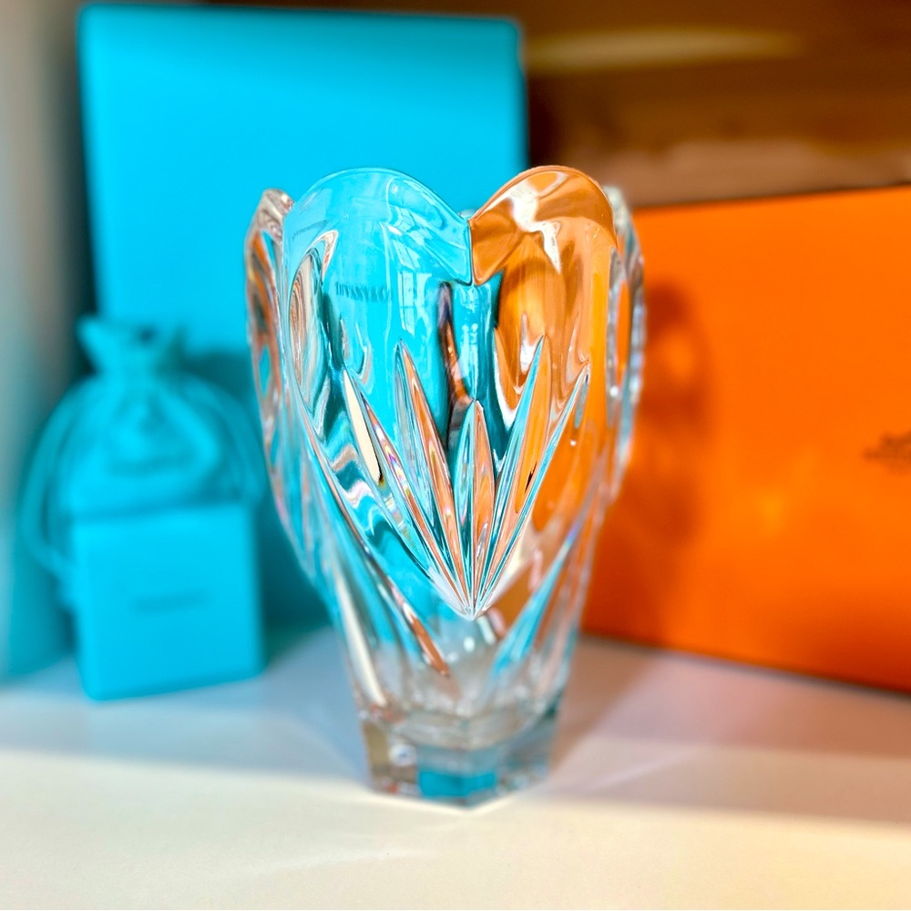 Crystal Vase_Heart/ Scalloped Opening
